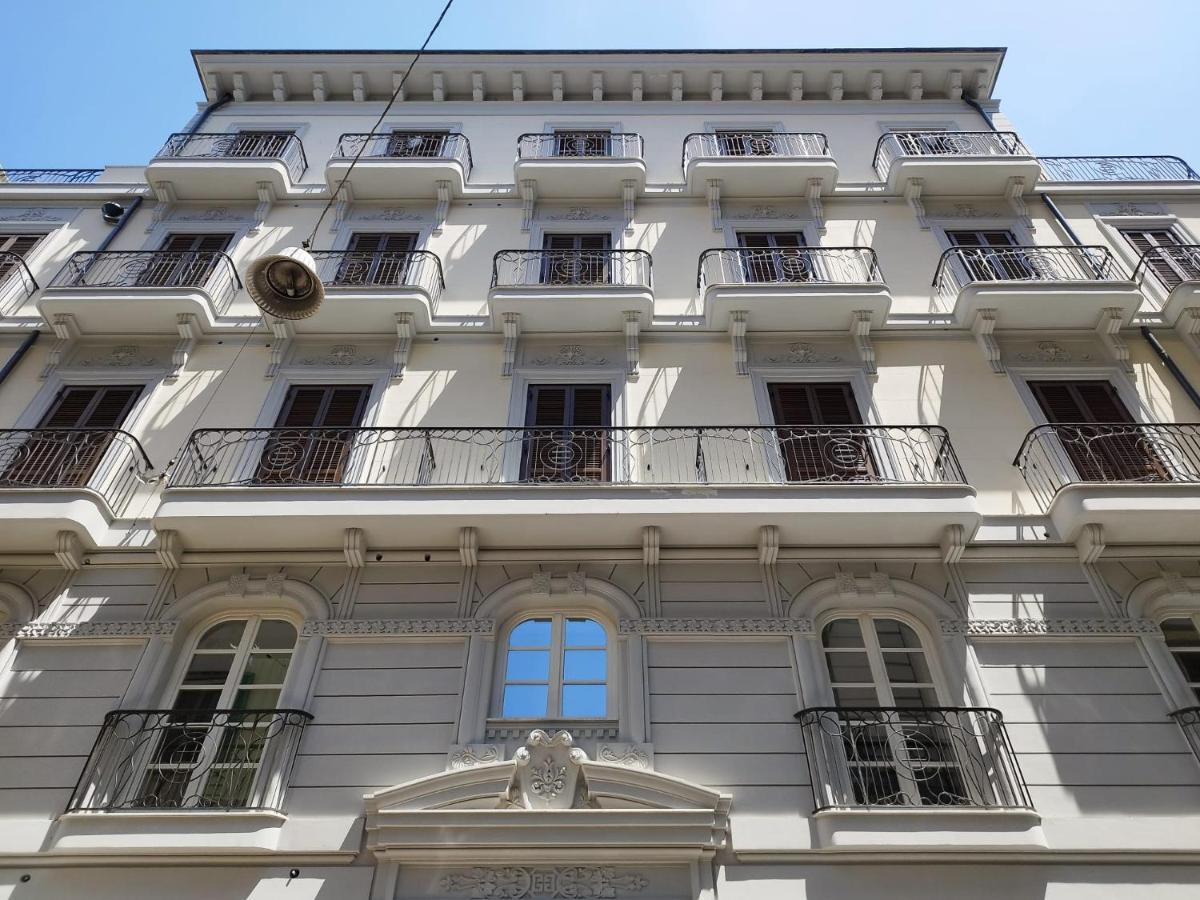 Palazzo Sant'Arcangelo Nápoles Exterior foto